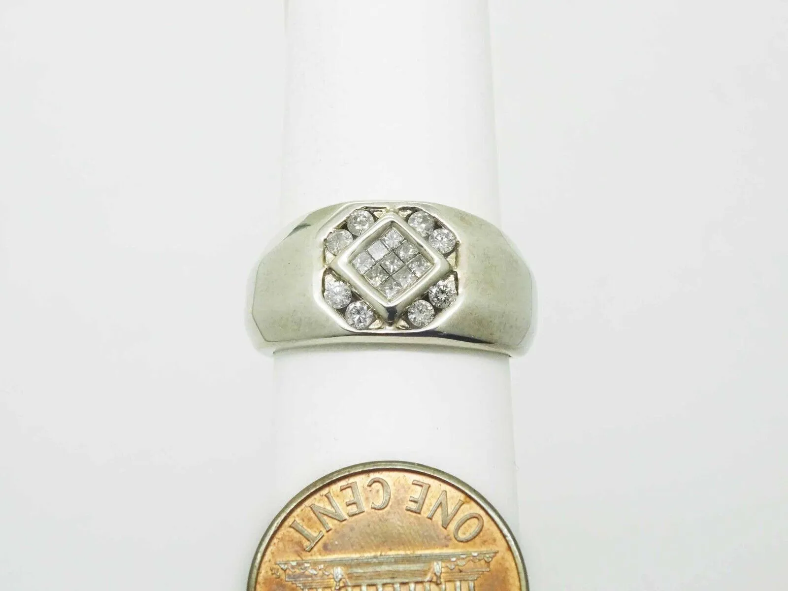 0.58ct tw Princess & Round Diamond Ring 14k White Gold Size 7.25 w/COA