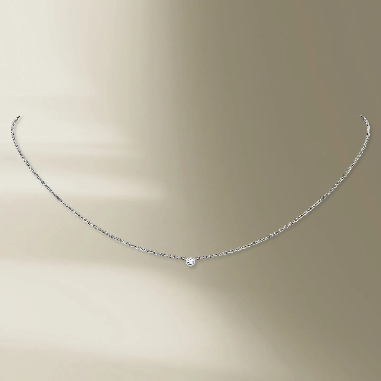 1 Stone 18K White Gold Necklace w. Diamond