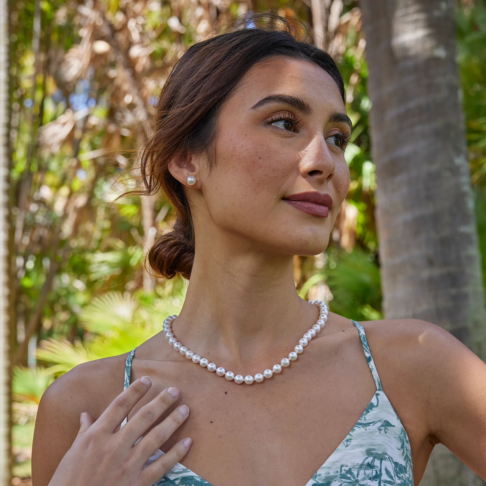 18-19" Akoya White Pearl Strand with Gold Clasp - 8-8.5mm