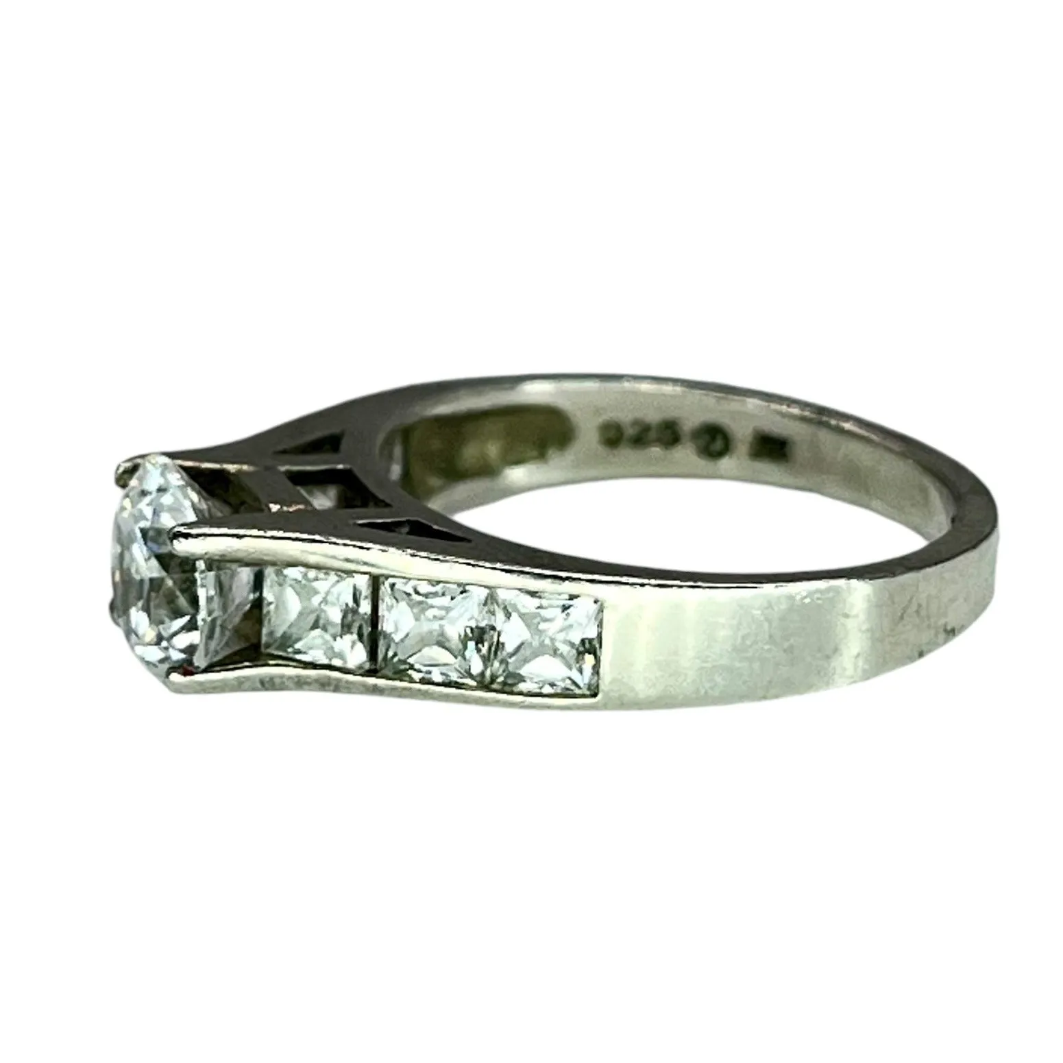 925 Silver Round Cut Prong Setting CZ Ring Sz 5.25 Invisible Princess Accents