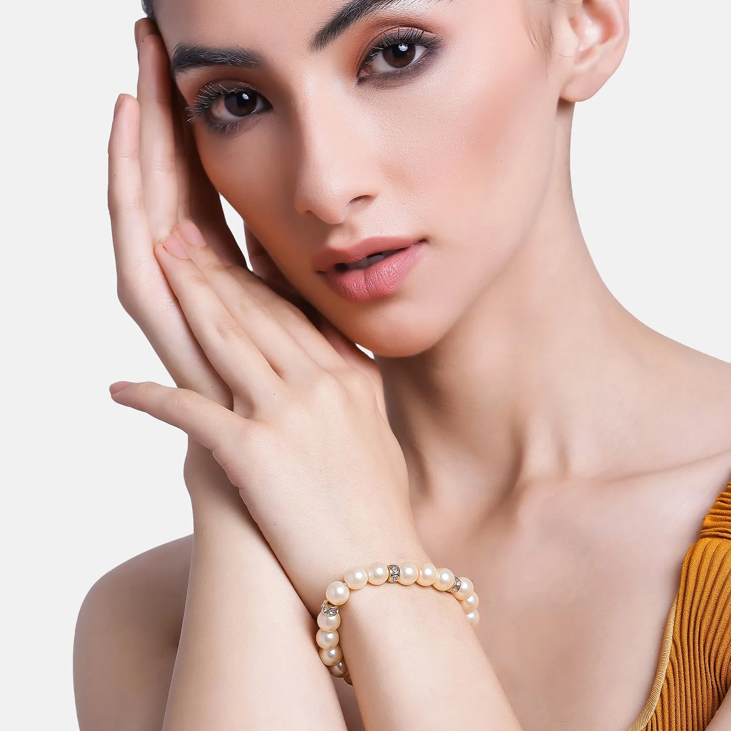 Estele - Fancy Cream Pearl Single line Bracelet with Crystal Balls