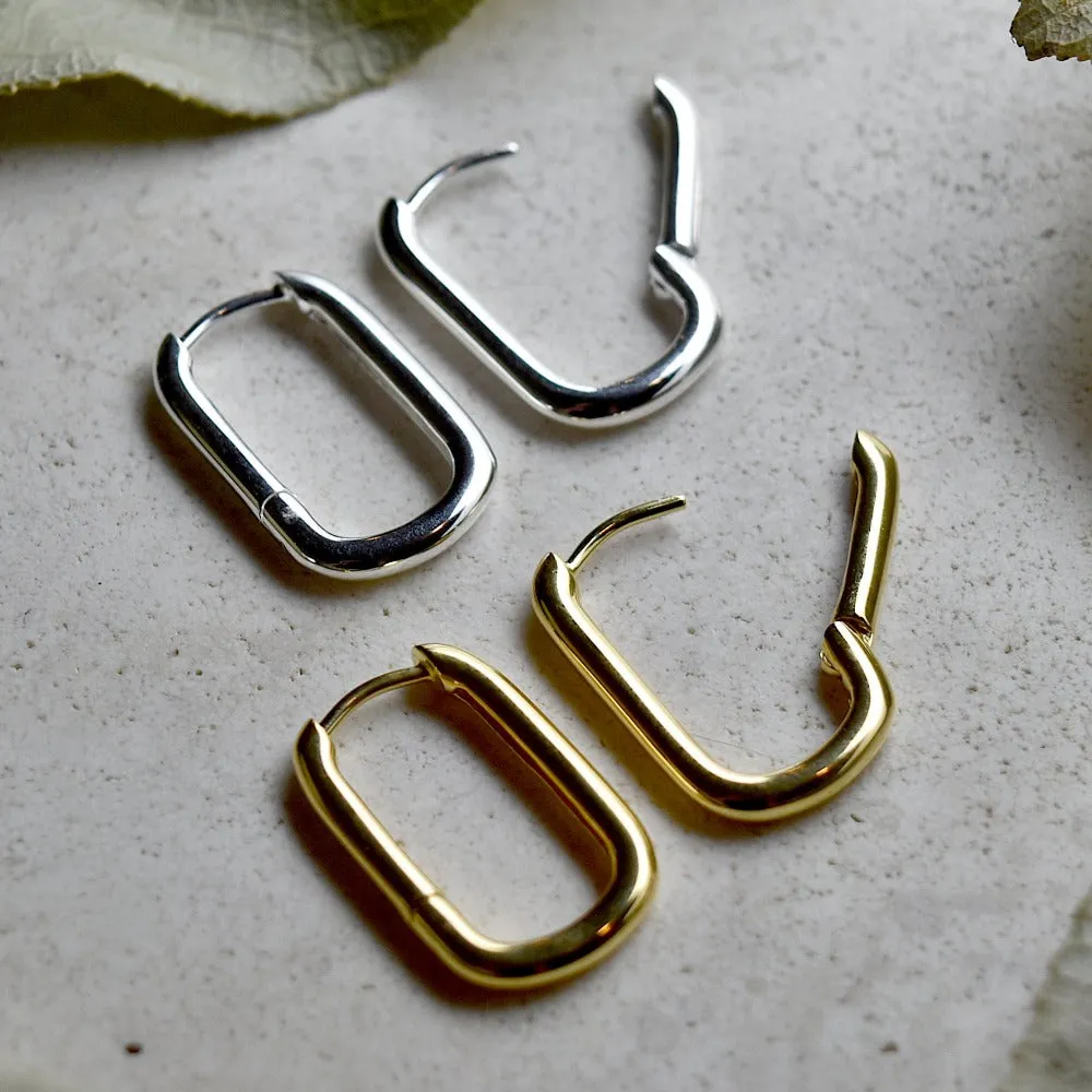 Rounded Rectangle Huggie Click Hoop