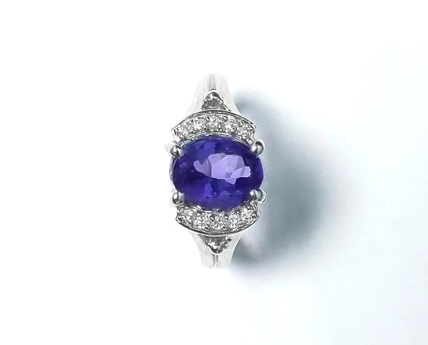 Tanzanite Oval Ring 2.22 cts