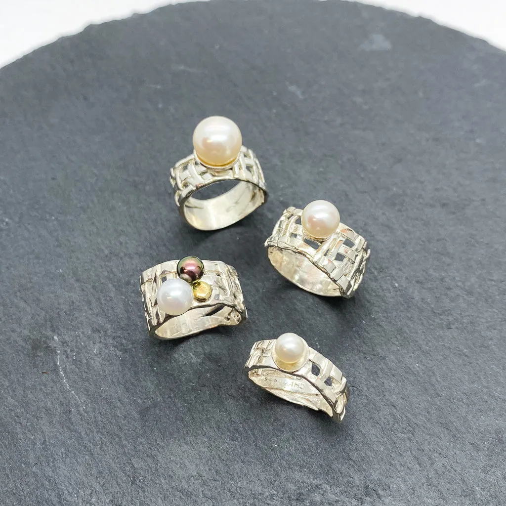 Woven Basket Twin Pearl Ring